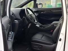 Mercedes-Benz 2.5L Premium Edition - ფოტო 4