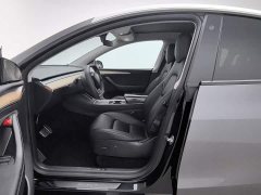 Tesla Model Y Standard Range Edition - ფოტო 10