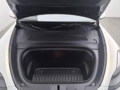 Tesla Model Y Standard Range Edition - ფოტო 6