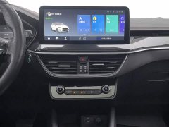 BMW EcoBoost 180 ST Line - ფოტო 12