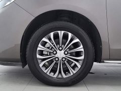 Buick GL8 652T Luxury Version - ფოტო 17