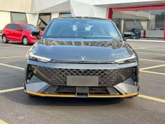 Changan UNI-V 1.5T Premium Version - ფოტო 2