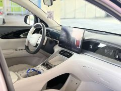 Geely UP 410km Edition - ფოტო 9