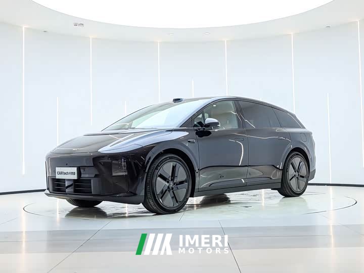 Li Auto i6 2WD Edition - ავტომობილი ჩინეთიდან