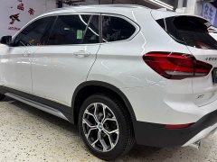 BMW X1 sDrive20Li Fashion Version - ფოტო 4
