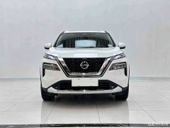 Nissan VC-Turbo 300 CVT 4WDLuxury Edition - ფოტო 2