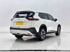 Nissan VC-Turbo 300 CVT 4WDLuxury Edition - ფოტო 5
