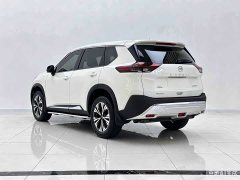 Nissan VC-Turbo 300 CVT 4WDLuxury Edition - ფოტო 6
