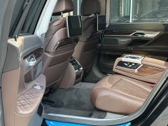 BMW 7 740Li Deluxe Version Luxury - ფოტო 4