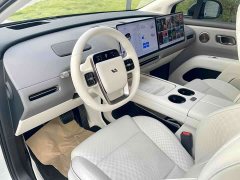 Li Auto i8 Edition - ფოტო 12