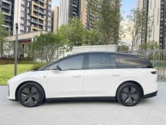 Li Auto i8 Edition - ფოტო 3