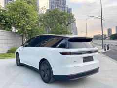 Li Auto i8 Edition - ფოტო 5