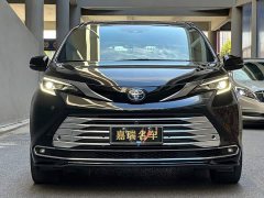 Toyota SIENNA 2.5LPHEV Edition - ფოტო 2