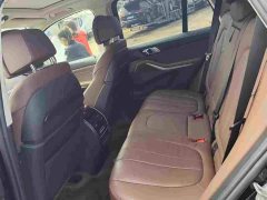 BMW X5 xDrive40i Deluxe Version M - ფოტო 5