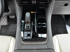 Toyota Alphard 2.5L Edition - ფოტო 10