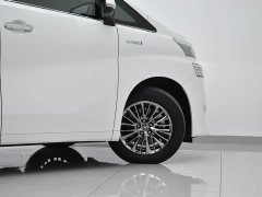 Toyota Vellfire 2.5L HVPremium Edition - ფოტო 5