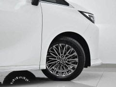 Lexus LM 500h Edition - ფოტო 6
