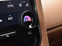 Toyota Alphard 2.5L Edition - ფოტო 17