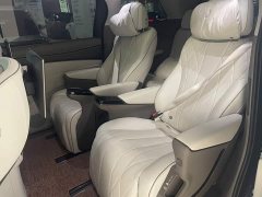 Denza D9 DM-i 970 AWD Version - ფოტო 11