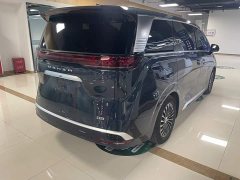 Denza D9 DM-i 970 AWD Version - ფოტო 3