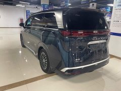 Denza D9 DM-i 970 AWD Version - ფოტო 4