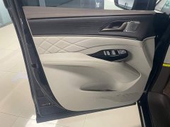 Denza D9 DM-i 970 AWD Version - ფოტო 6