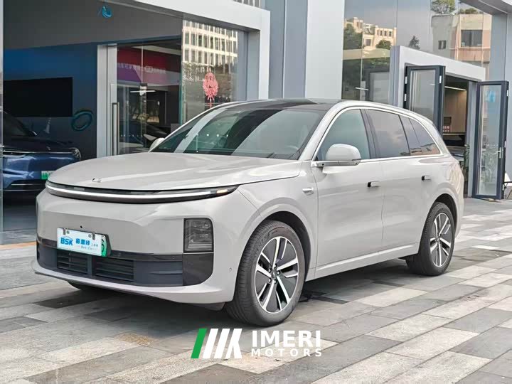 Li Auto L6 Pro - ავტომობილი ჩინეთიდან