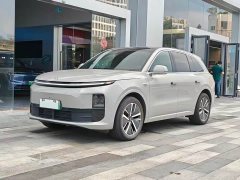 Li Auto L6 Pro - ფოტო 15