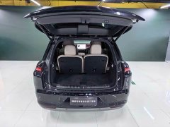 Li Auto L8 Max Edition - ფოტო 5