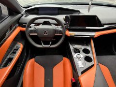 Changan UNI-V 1.5T Edition - ფოტო 5