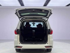 Honda Odyssey 2.0L e:HEV Edition - ფოტო 9
