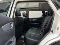 Nissan Qashqai 2.0L CVTLuxury Edition - ფოტო 10