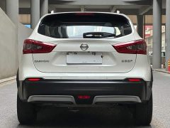Nissan Qashqai 2.0L CVTLuxury Edition - ფოტო 4