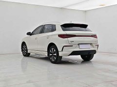 BYD e2 Luxury Version - ფოტო 4