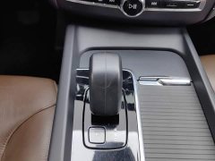 Volvo XC60 B5 AWDLuxury Edition - ფოტო 13