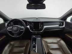 Volvo XC60 B5 AWDLuxury Edition - ფოტო 5