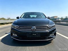 Volkswagen Magotan 200Anniversary Edition 330TSI DSGLuxury Version - ფოტო 2