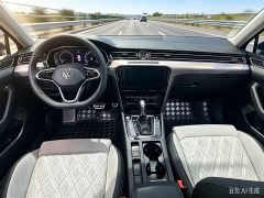Volkswagen Magotan 200Anniversary Edition 330TSI DSGLuxury Version - ფოტო 6