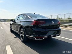 Volkswagen Magotan 200Anniversary Edition 330TSI DSGLuxury Version - ფოტო 7