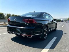 Volkswagen Magotan 200Anniversary Edition 330TSI DSGLuxury Version - ფოტო 9