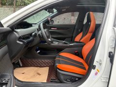 Changan UNI-V 1.5T Premium Version - ფოტო 6