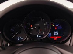 Porsche Macan 2.0T - ფოტო 10