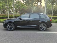 Audi Q7 55 TFSI quattro S line Version - ფოტო 7