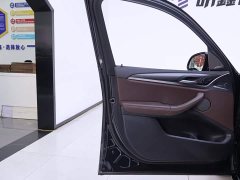 BMW X3 xDrive30i Deluxe Version M - ფოტო 18