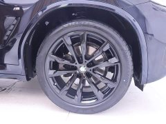 BMW X3 xDrive30i Deluxe Version M - ფოტო 6