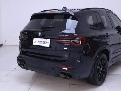 BMW X3 xDrive30i Deluxe Version M - ფოტო 8