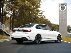 BMW 3 325Li M - ფოტო 2