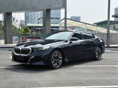 BMW 5 530Li Deluxe Version M - ფოტო 1