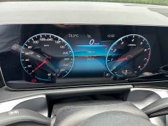 Mercedes-Benz GLB 200 Fashion Version - ფოტო 13
