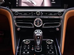 Bentley Flying Spur 4.0T V8 Edition - ფოტო 16